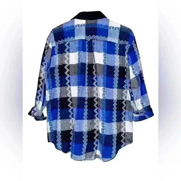 Vintage Women’s CM Company Brand 100% Cotton Aztec Button Down M - Picture 2 of 7